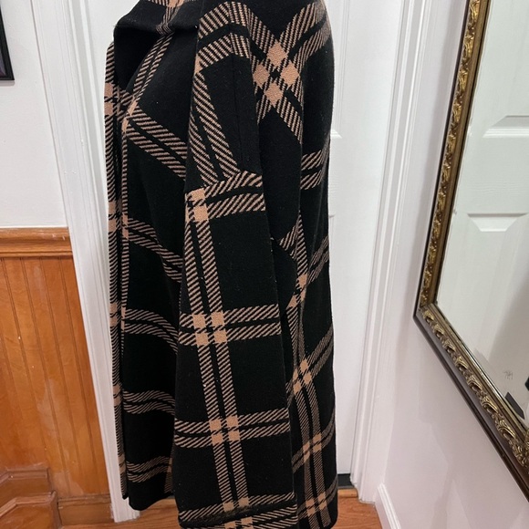 Anne Klein Black and Tan Plaid Coat - Picture 3 of 8